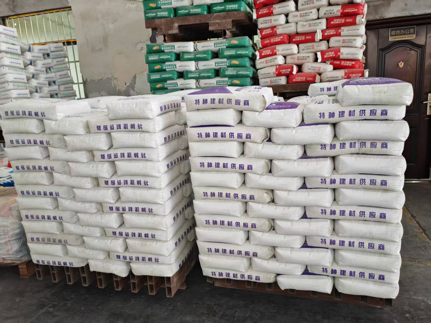 沅江拱顶带模注浆料